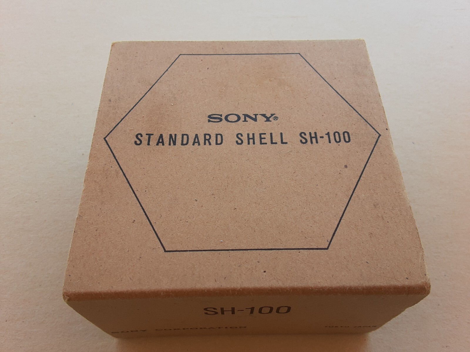 Sony SH-100 adjustable headshell for turntable tonearm with original box