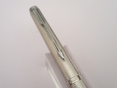 Stylo Roller PARKER 180 Plaqué Or 18 Carats - Finition Grain D’orge Vintage
