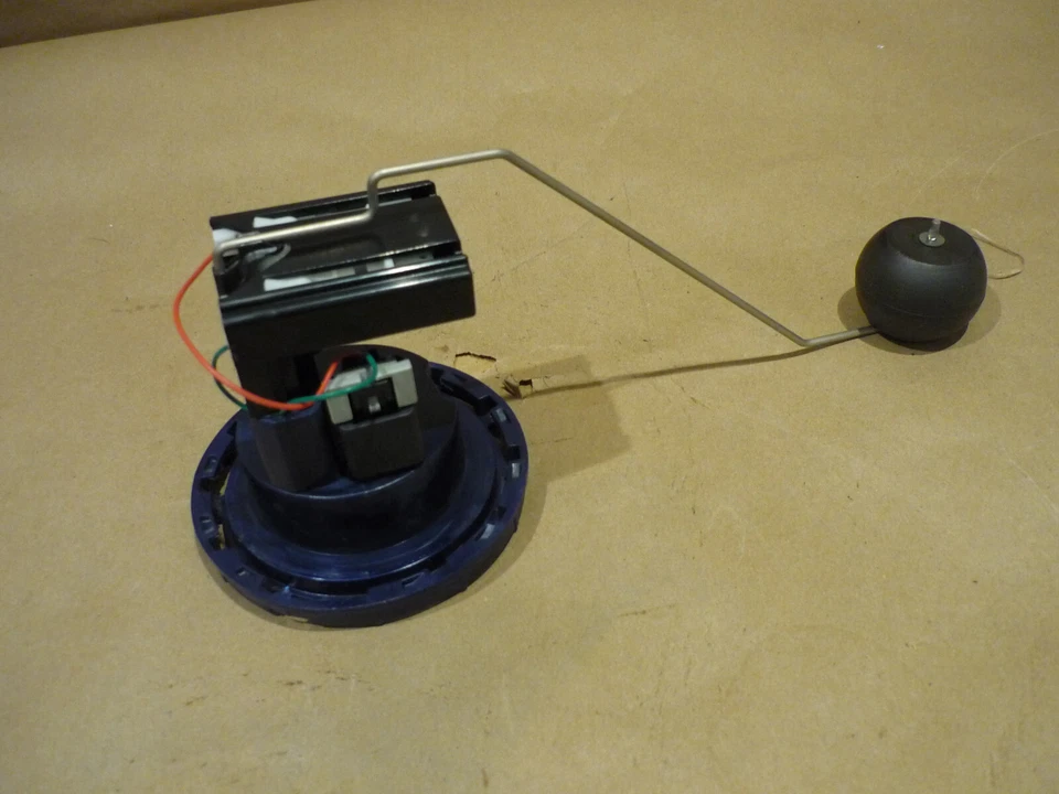 Ferrari 458 Italia,FF - Fuel Level Sensor - P/N 254314 - Image 2 of 4