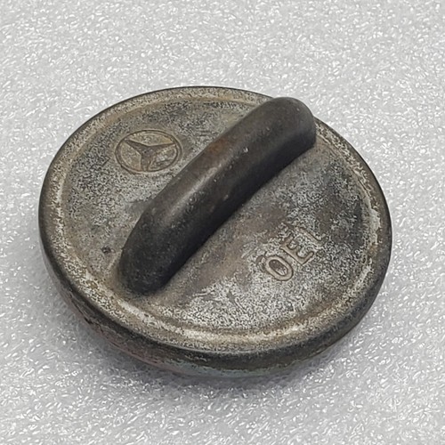 76 - 86 OEM 1978 Mercedes W123 Metal OIL OEL CAP 240D 300D 230C 280C 280CE - Picture 2 of 12