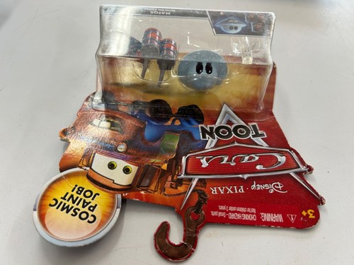 2010 Disney Cars Toon #37 MATOR WITH OIL CANS Cosmic Paint Job - Sealed New - Picture 3 of 7