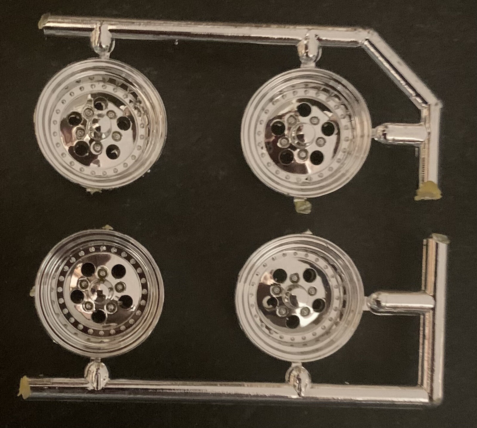 39 Chevy Street Rod CUSTOM WHEELS 19 1656 Model Car Part COMBINE PARTS SAVE $-image