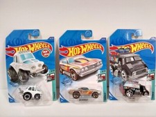 Hot Wheels Tooned Cool-one 70 Volkswagen Baja Bug 69 Chevelle 3 Car Lot Hot Wheels Tooned Cool-one 70 Volkswagen Baja Bug 69 Chevelle 3 Car Lot