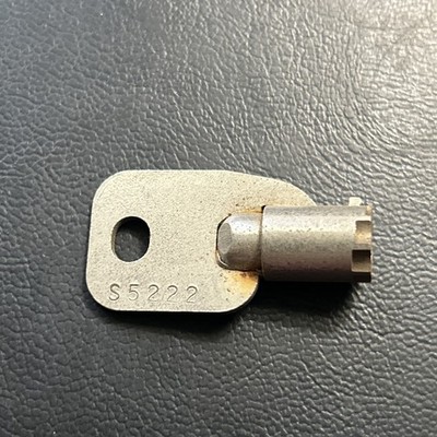 Common Key Japanese Cabinet Mituba  S5222 arcade game Part fL