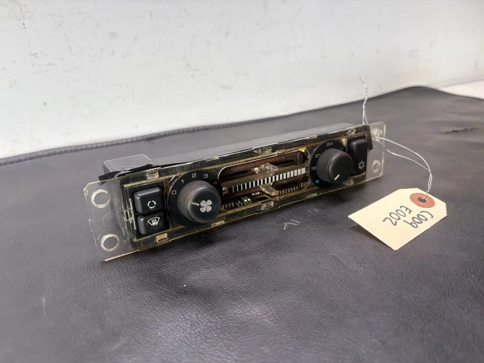 保时捷 944 交流电控制单元  — 第 2/3 张图片