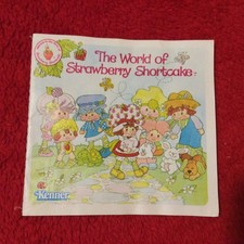    Vintage 1981 Kenner The World Of Strawberry Shortcake Booklet Catalogue   