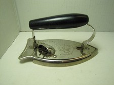 Vintage KWIK WAY FOLD-UP Iron Model K-41-9  UNTESTED Cord NOT INCLUDED USED