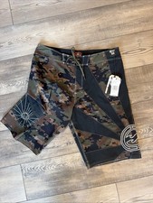 Nwt Billabong Andy Irons Rising Sun Pro Size 32 Camouflage Board Surf Shorts Nwt Billabong Andy Irons Rising Sun Pro Size 32 Camouflage Board Surf Shorts