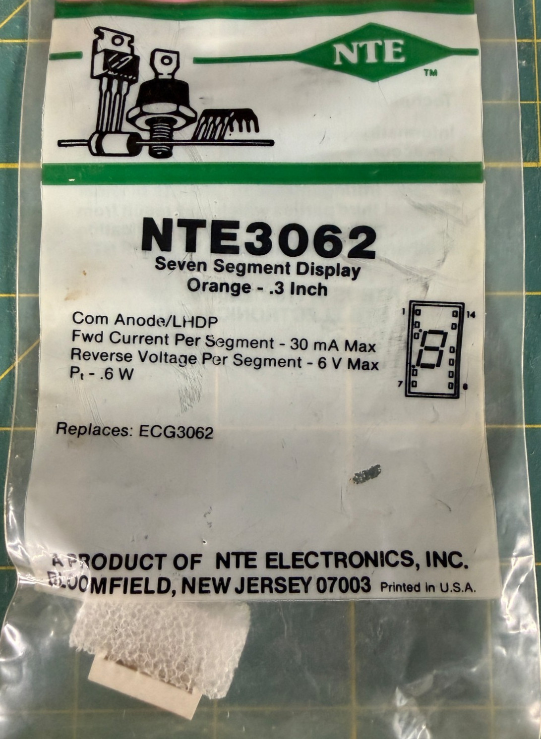NTE3062 Seven Segment Display ORANGE .3 Inch like ECG3062