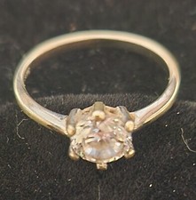 Sterling Silver Solitaire Round Quartz Ring. size 7