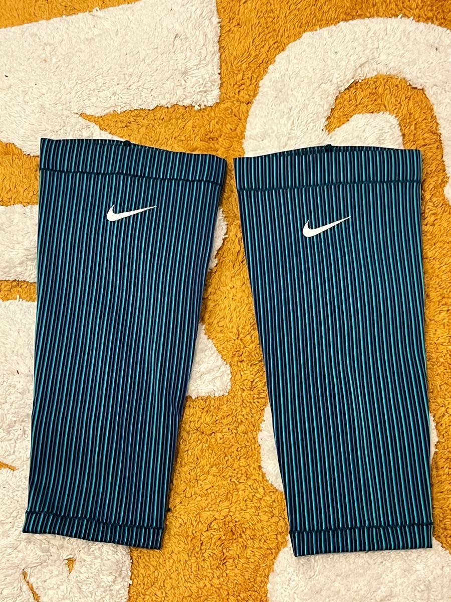 陸上競技用具 2022 Nike UAC Pro Elite Calf Sleeves M Nike Pro Elite 2022 Team Calf Sleeves Warmers Running Blue