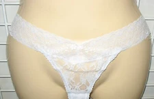 SECRET POSSESSIONS NEW M/L -  WHITE SHEER LACE THONG PANTY -  2" SIDES