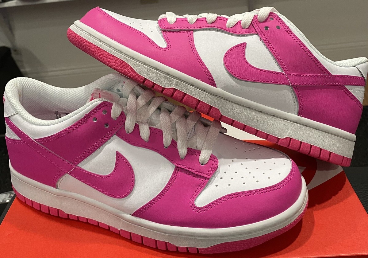 靴 Nike GS Dunk Low Laser Fuchsia Nike Dunk Low Laser Fuchsia GS/W Size 7Y/8.5W, 6.5Y/8W, 6Y