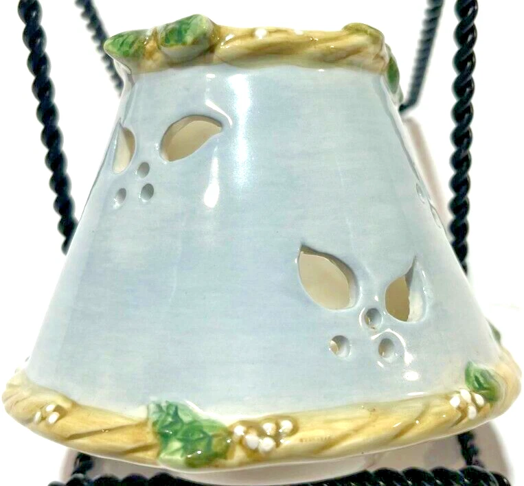 Tarro de velas Yankee Sombra Topper “El amor hace una casa” Flores Primavera 3-1/4” Alto Foto 2 de 4