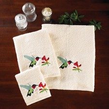 3 PC Embroidered HUMMINGBIRD Bath Hand Towels Washcloth MACH WASH NEW