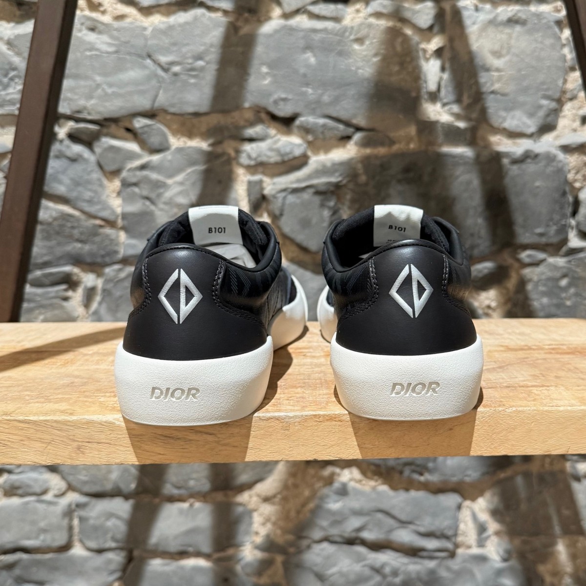 Dior Black CD Diamond Logo B101 Low Top Sneakers - 41 IT - 8US | eBay