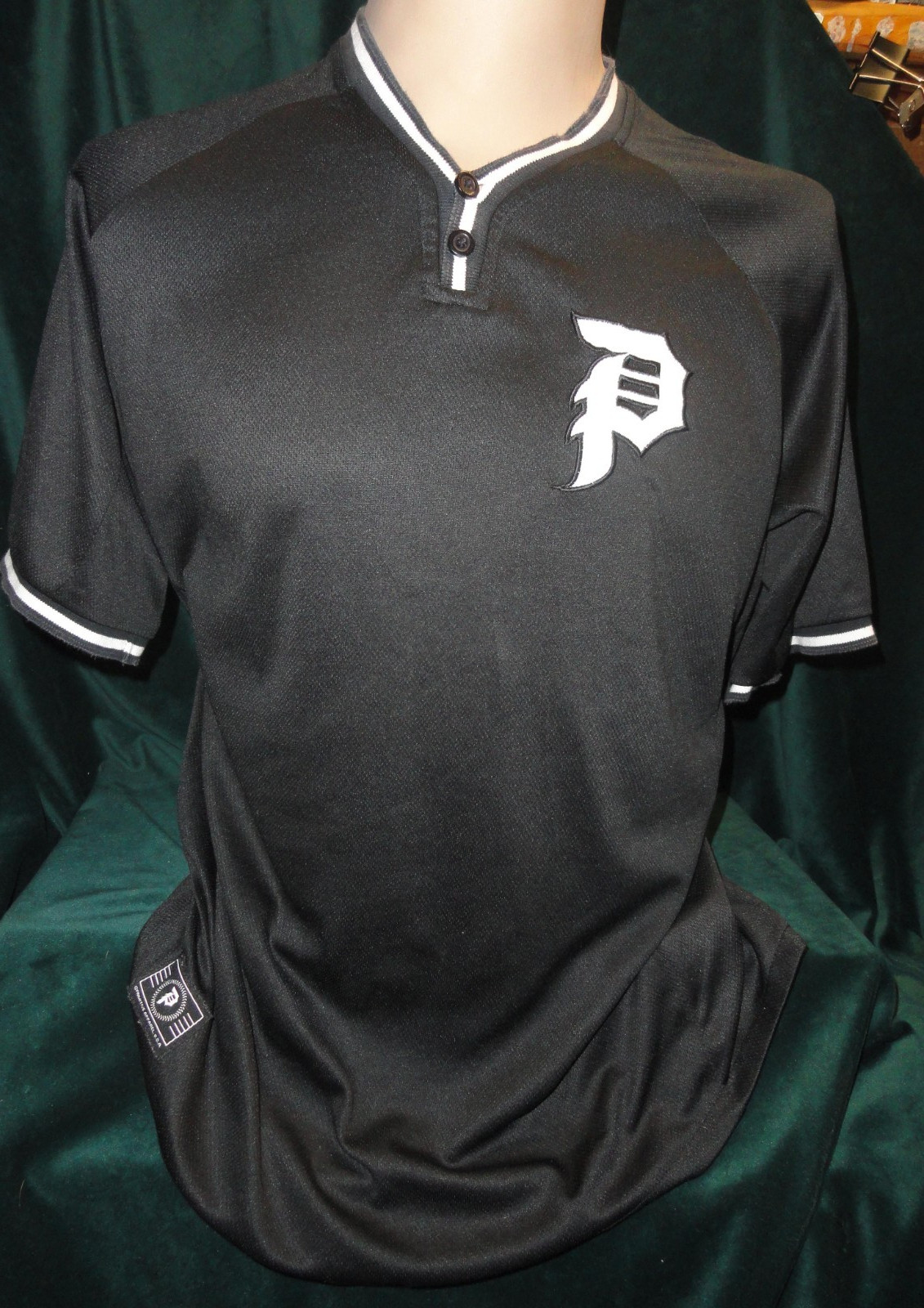 PRIMITIVE SKATEBOARDING button down neck tee shir… - image 1