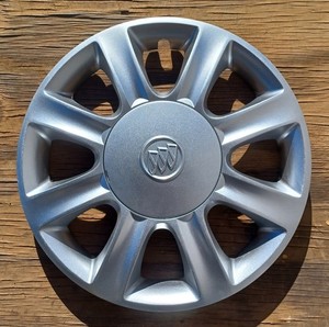 Buick LaCrosse Allure hubcap 2005- 2008 fits 16" wheels 9595040, 1155 Repainted