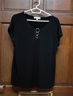 Philosophy Black Short Sleeve V-Neck Shirt Top Silver Loops Women's Size L