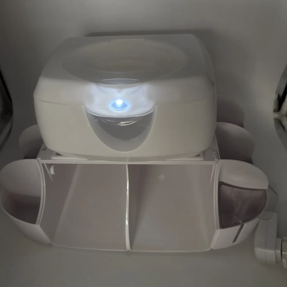 Munchkin Cálido Brillo Limpieza Calentador Cambio de Pañales Organizador Caddy Luz Nocturna Eléctrica Foto 2 de 4