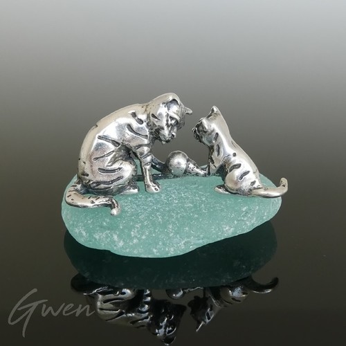 Vintage Sterling Silver Cat Figurine, Miniature Kitten Dollhouse Decor 18x41 mm