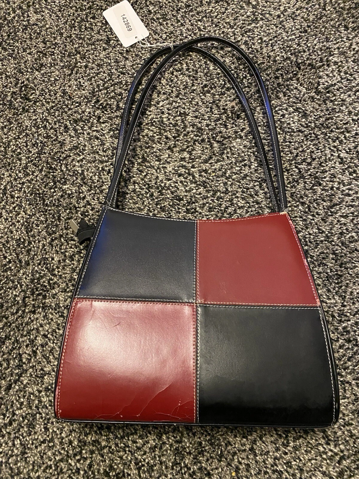 Beau sac à main Gucci noir et rouge. Medium. Fabriqué en Italie.