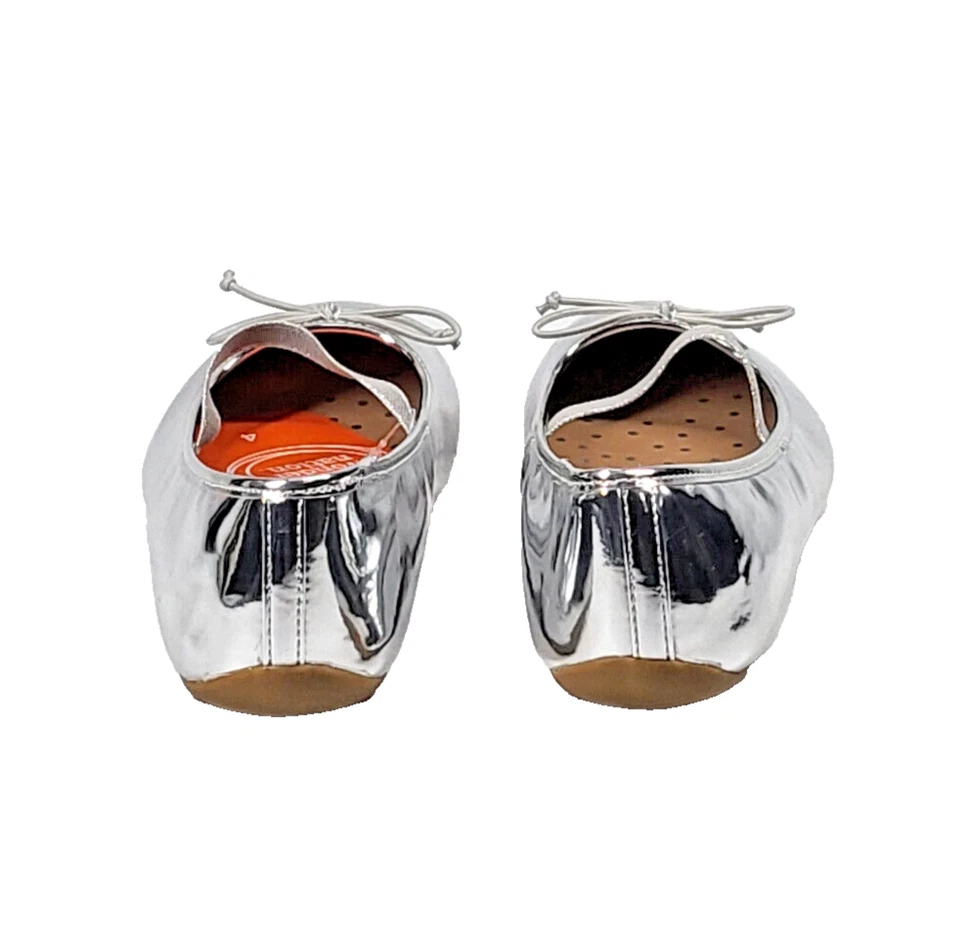 Zapatos planos de ballet plateados Wonder Nation para niñas talla 4 Mary Jane con correa elegantes Foto 4 de 4