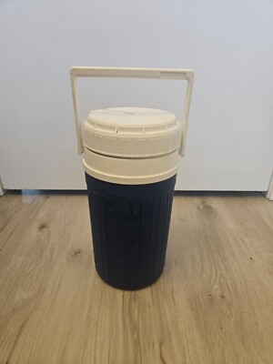 Igloo Explorer Jug Half Gallon Blue & white Water Thermos Cooler