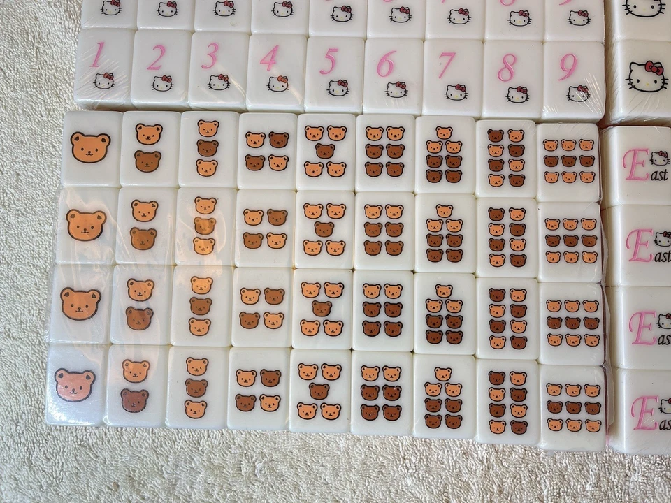 Raro Hello Kitty Funbox Mahjong Juego Azulejos NUEVO Sin Usar Sanrio 2006 Completo ¡GUAU! Foto 2 de 4