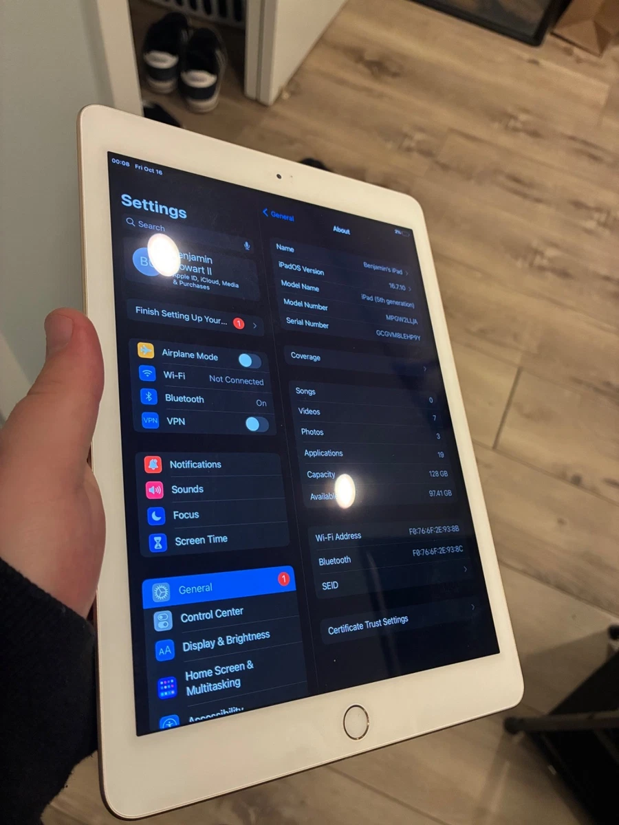 25+ Apple iPad (5th Generation) Gold Tablets for sale | Updated