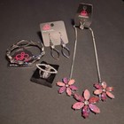 Best Pick Paparazzi - Plucked Petals White Earrings — photo 4
