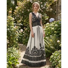 Kitten D’Amour Dress NEW Size 10 Small S / US 6 Maxi Lace Notre Dame Gown BNWT