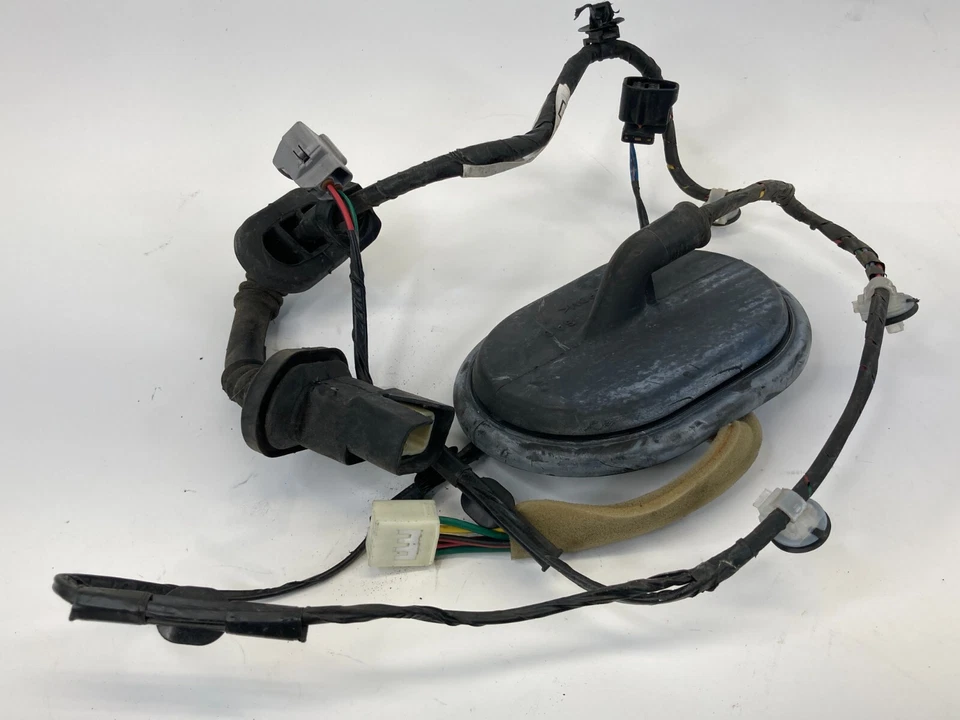 04-12 Arnés de cableado de puerta trasera derecha Mitsubishi Galant MR979421 Foto 2 de 4