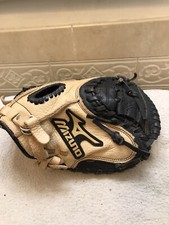 Mizuno GXC-105 31  Youth Baseball Catchers Mitt Right Hand Throw