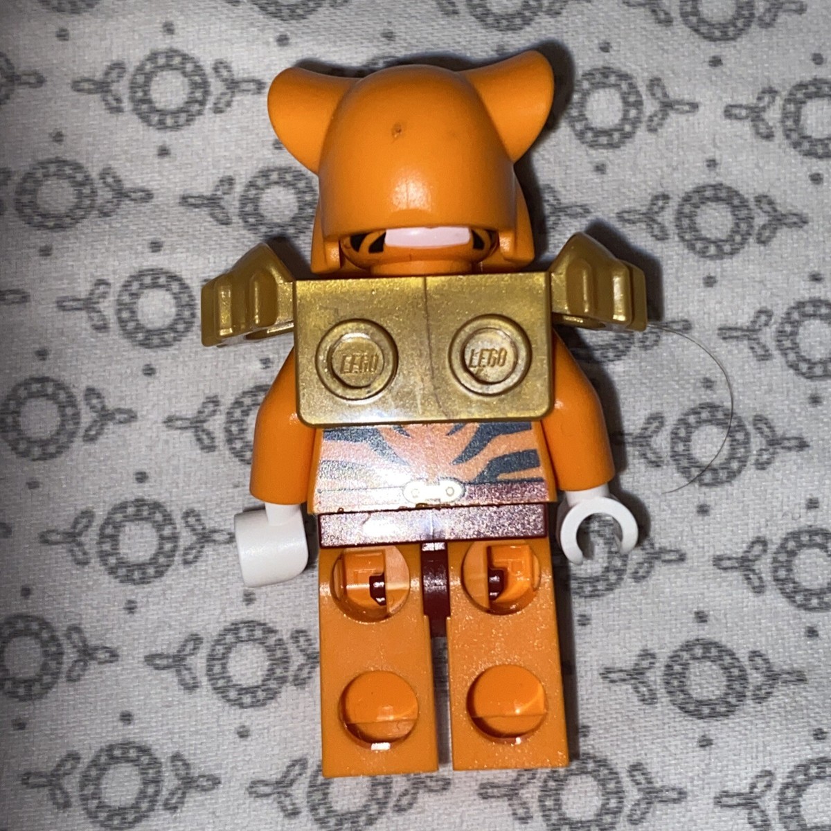 Tormak 70146 ORANGE Tiger Fire Tribe Legends of Chima LEGO