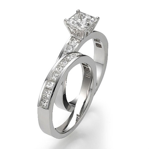 Diamant Naturel Jaune Intense 0.16ct - Coupe Princesse, Qualité VS1, Neuf Sans Emballage