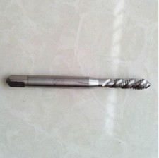 1pcs Metric Right Spiral Flute Tap - M7 x 1.0 7mm - H2 HSS Threading Tools