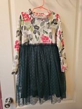 Girls dress holiday floral and green tulle lined Size 7