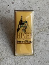 Pin’s Hiver Euro Disney Mickey ••