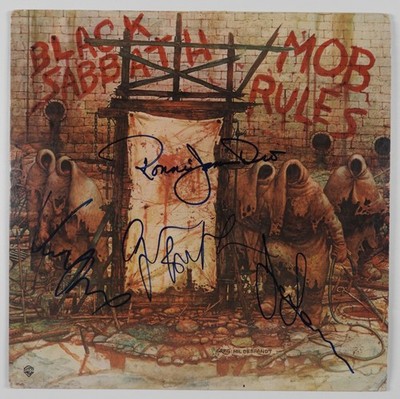 レア　ブラックサバス　直筆サインCD black sabbath dio ディオ s-l400.jpg