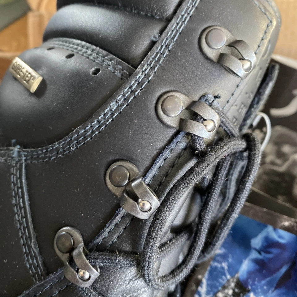 Jolly.Gore-tex.Safety boots .Steel toe.PPE Boots.New Size 9 Eur Size 44 RRP £220 - Image 4 of 4