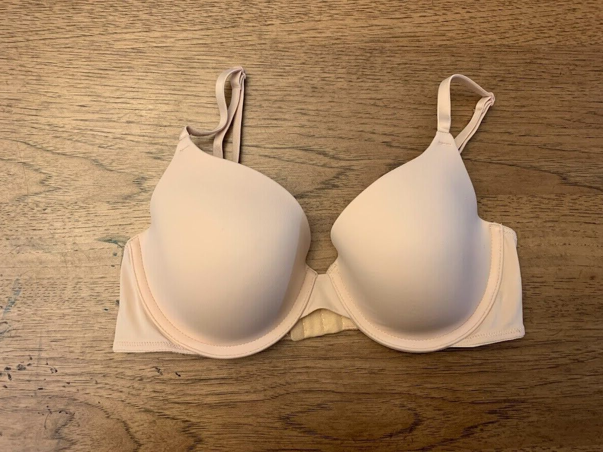 PINK Victoria's Secret Marzipan 32DD Wear Everywhere T-Shirt Light