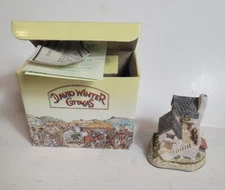 David Winter Cottages The Cobbler 302 The Collectors Guild Collection 1990 VTG