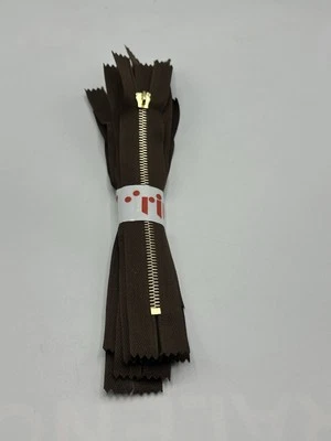 5X - RiRi Zipper M6, One Way Separating End Gold, Brown 2225, 9" no pull handle - Image 1 of 4