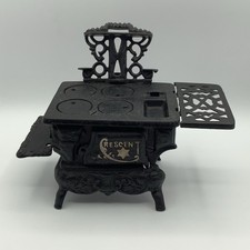 Antique American MINIATURE CAST-IRON STOVE Crescent Salesmans Sample Vintage