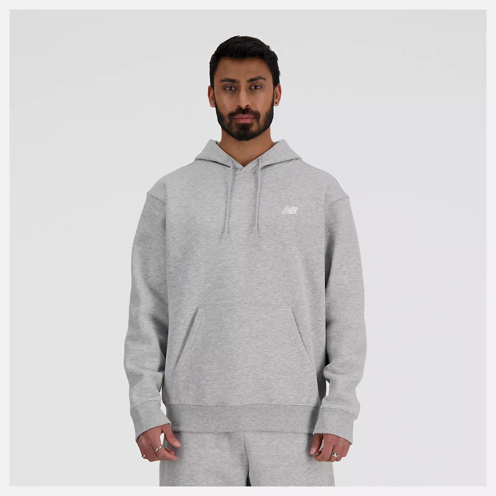 New Balance Sport Essentials Hoodie Men Gray Logo Fleece Relaxed Fit Long Sleeve