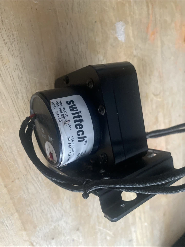 Swiftech D5 MCP655 Pump with EK-D5 X-Top Rev.2 – Water Cooling - Image 4 of 4