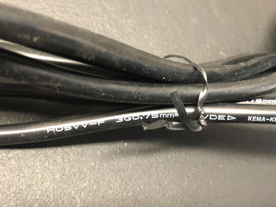 220V Power Cord Power Supply - Image 3 of 3