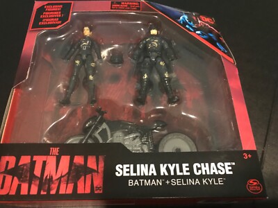 The Batman and Selina Kyle Chase Set 4'' Action Figures and Motorcycle 2022 DC
