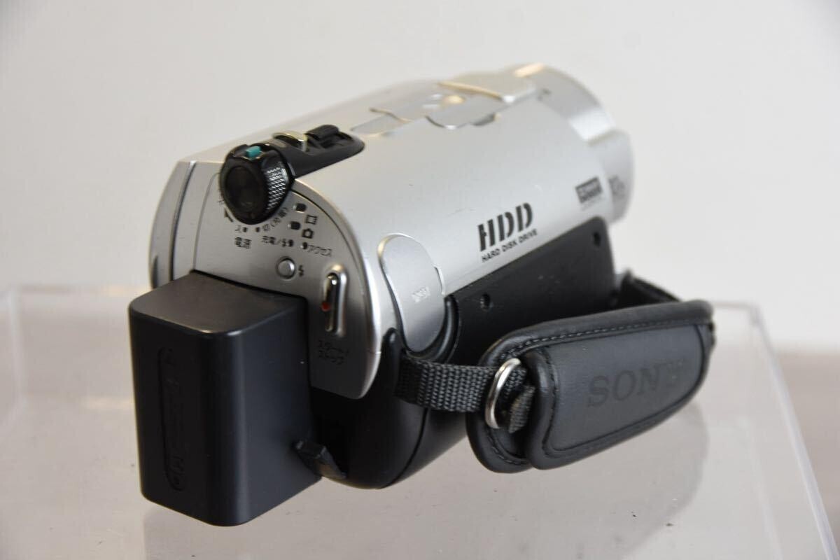 SONY Handycam　DCR-SR300 Amazon.com : Sony DCR-SR300 6.1MP 40GB Hard Disk Drive